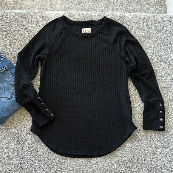 Chaser Black Thermal Waffle Knit Top - Picture 2 of 8